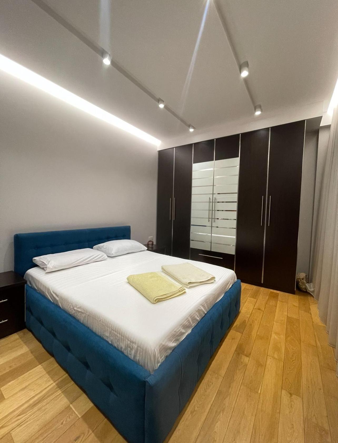 Sam's 1 - Apartment *